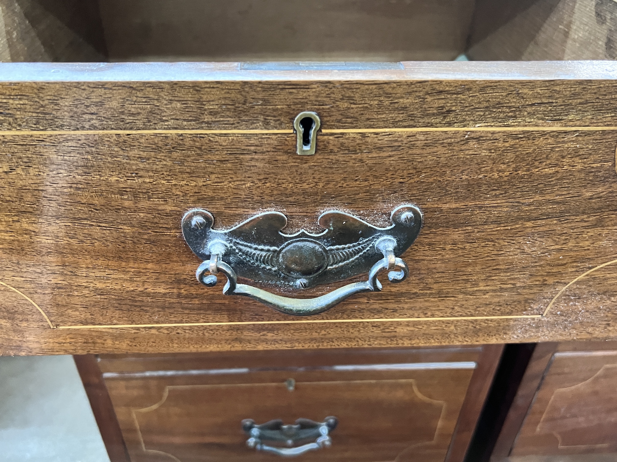 A pair of George III style inlaid mahogany bedside chests, width 43cm, depth 42cm, height 77cm